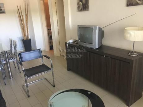 Apartamentos En Roosevelt: Lmt121a