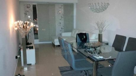 Apartamentos En Playa Mansa: Lmt258a