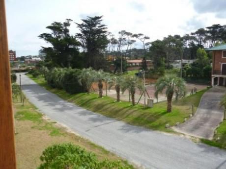 Apartamentos En Playa Brava: Sgt1920a