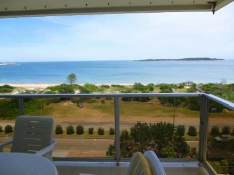 Apartamentos En Playa Mansa: Sgt1946a
