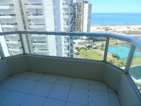 Apartamentos En Playa Brava: Sgt2241a