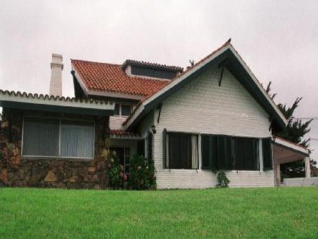 Casas En Pinares: Sgt276c