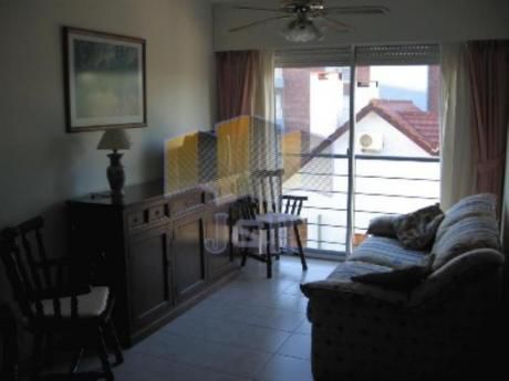 Apartamentos En Aidy Grill: Jyr1543a