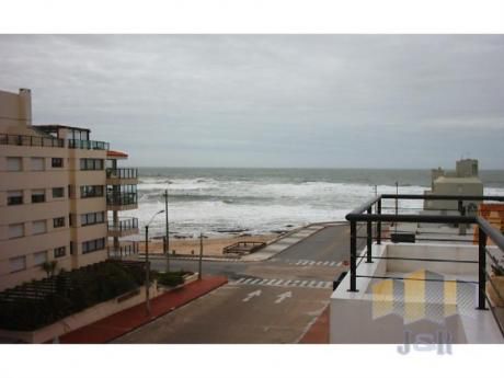 Apartamentos En Península: Jyr368a