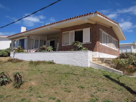 En La Mejor Zona De La Paloma. Oportunidad única!
