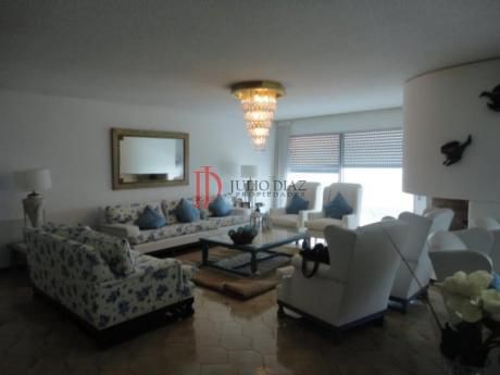 Apartamentos En Playa Brava: Jdi2258a