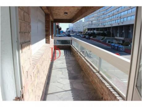 Apartamentos En Península: Jdi2406a
