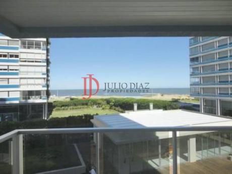 Apartamentos En Playa Brava: Jdi4301a