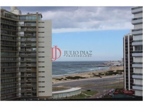 Apartamentos En Playa Brava: Jdi4650a