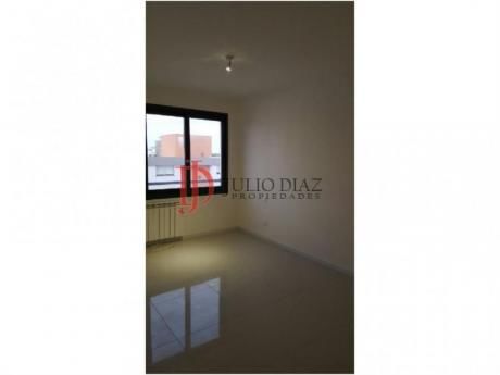 Apartamentos En Centro: Jdi4905a