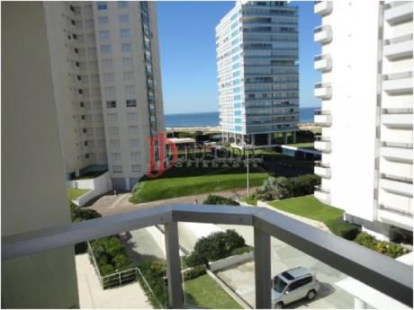 Apartamentos En Playa Brava: Jdi5228a