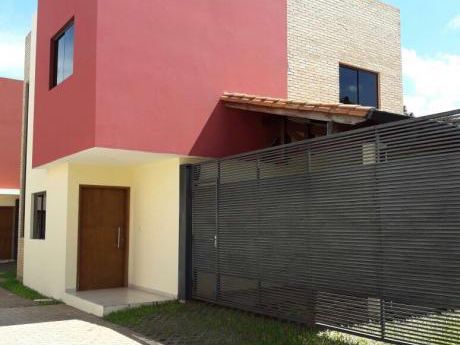 Duplex En Condominio - Fernando De La Mora Z/ Norte