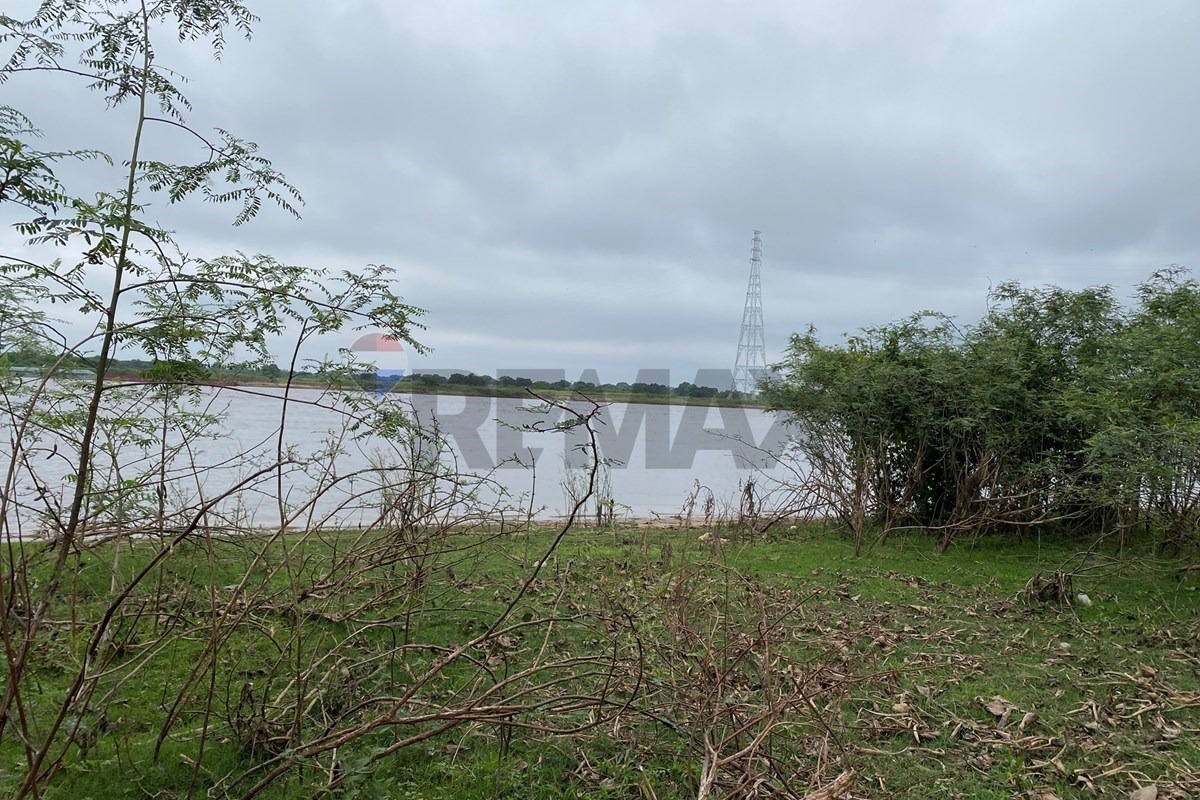 Terreno - Venta - Villa Hayes, Presidente Hayes, Paraguay — foto 2
