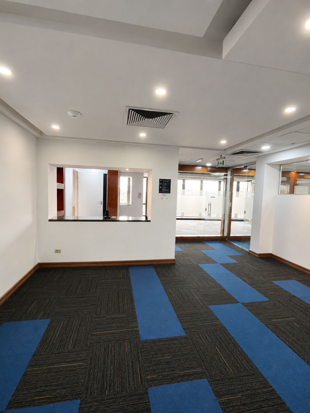 ALQUILO OFICINA CORPORTIVA EN ASUNCION — foto 2