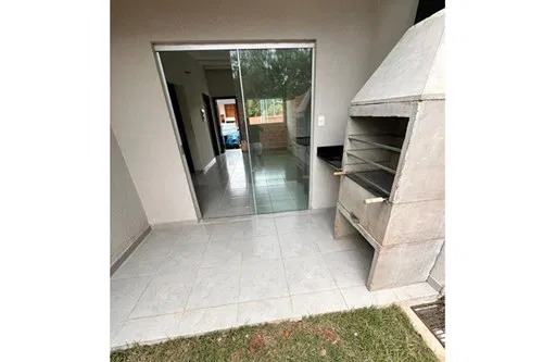 CHALET,  ALQUILER EN AREGUA — foto 3