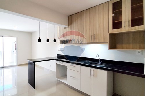 Departamento-Alquiler-PY Central Luque — foto 3