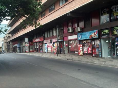 Vendo 3 Locales Comerciales