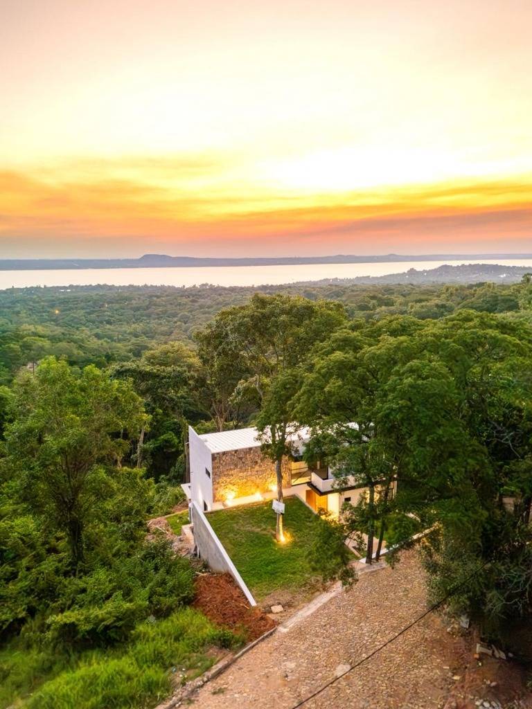 En venta Residencia con vistas al Lago Ypacaraí – La Suiza, San Bernardino — foto 2