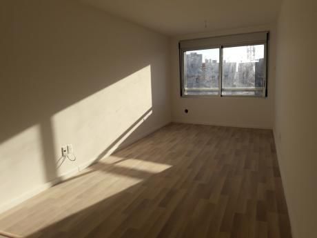 Venta De Apartamento 1 Dormitoro Pocitos