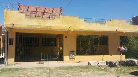 Atencion Inversionistas!!! Casa En $us 240.000 Que Genera $us 1000 De Alquiler