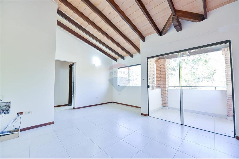 ALQUILO CASA EN ITA ENRAMADA SOBRE AVENIDA PERON — foto 3