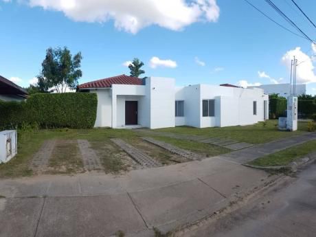 Hermosa Casa En Venta