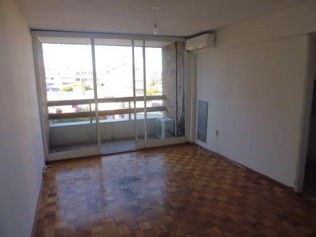 Piso 6 Sobre Av Sarmiento Vista Despejada