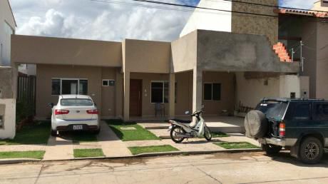 En Venta Casa Nueva Al Lado Del Colegio San Lorenzo