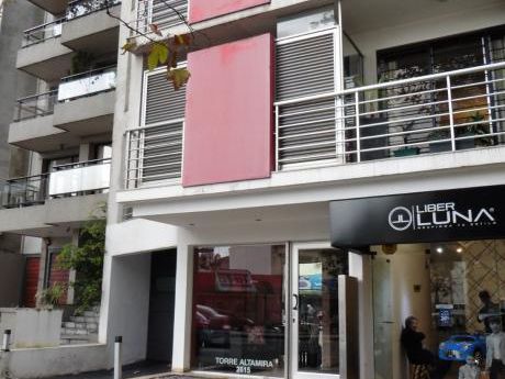 Alquiler De Apartamentos De 1 Dormitorio En Pocitos Con Patio