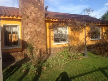 Sólido Chalet + Apartamento!!