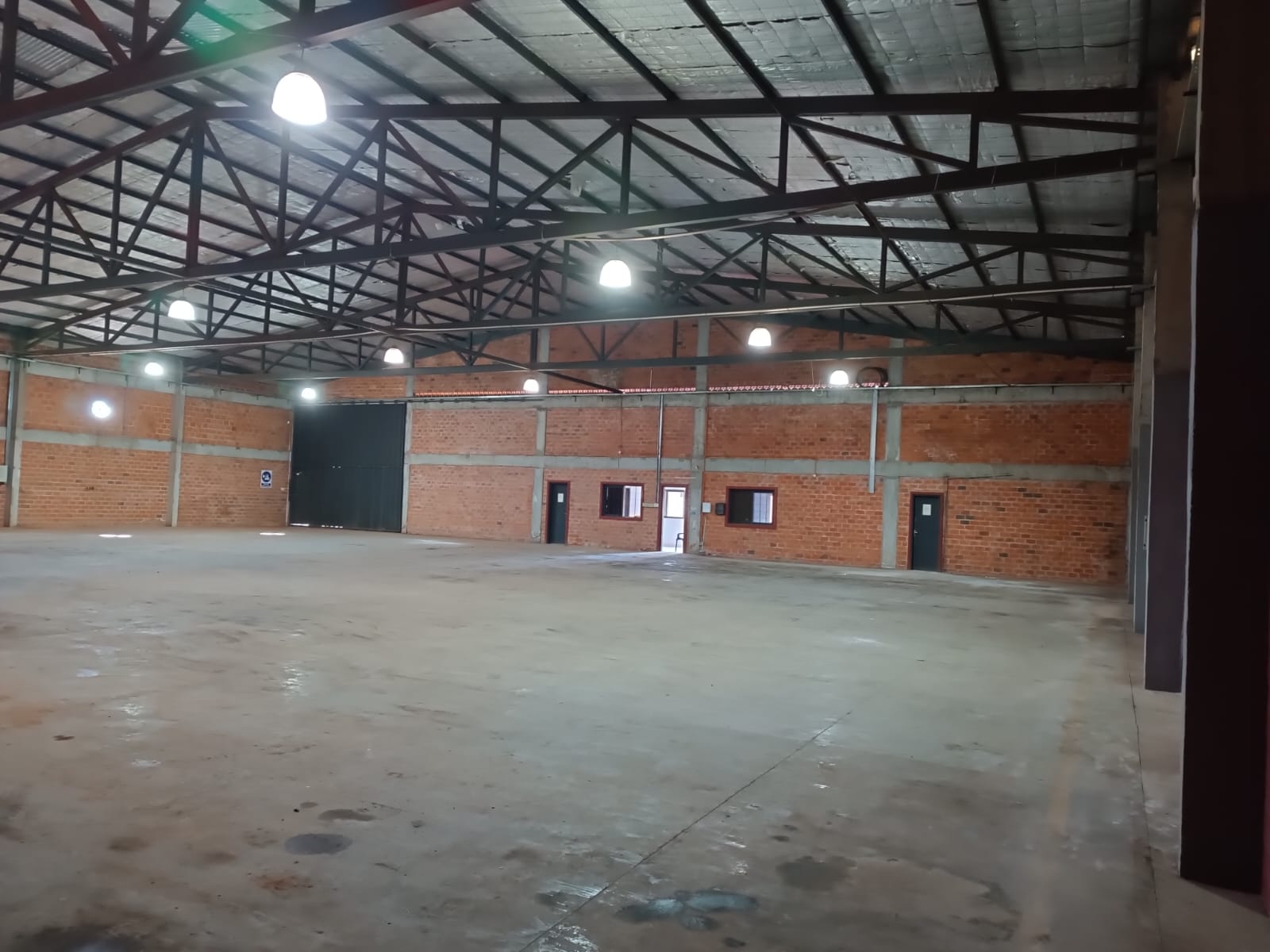 ALQUILO DEPOSITO EN MRA DE 900 M2 — foto 2