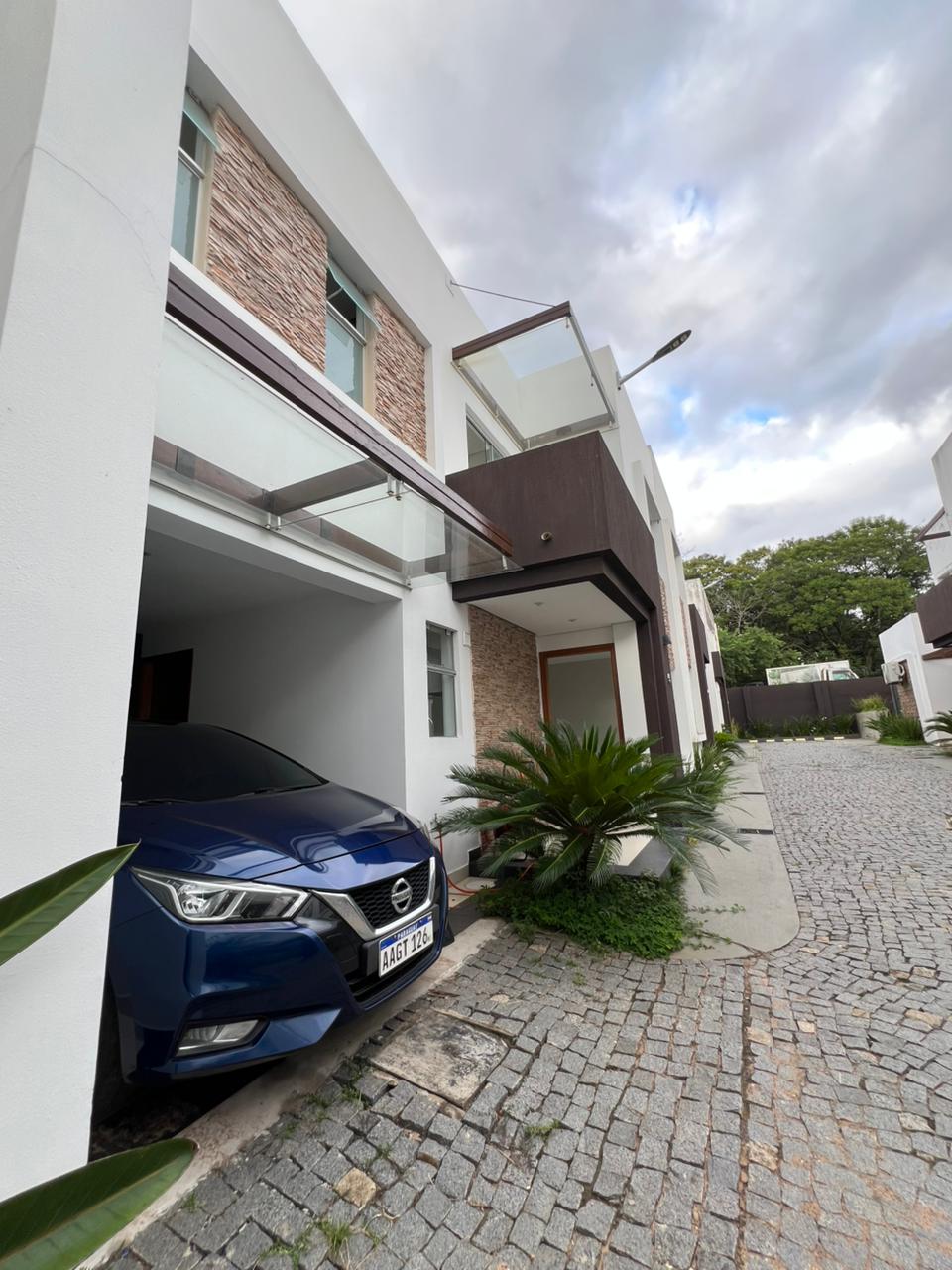 Casa en alquiler en Itá Enramada