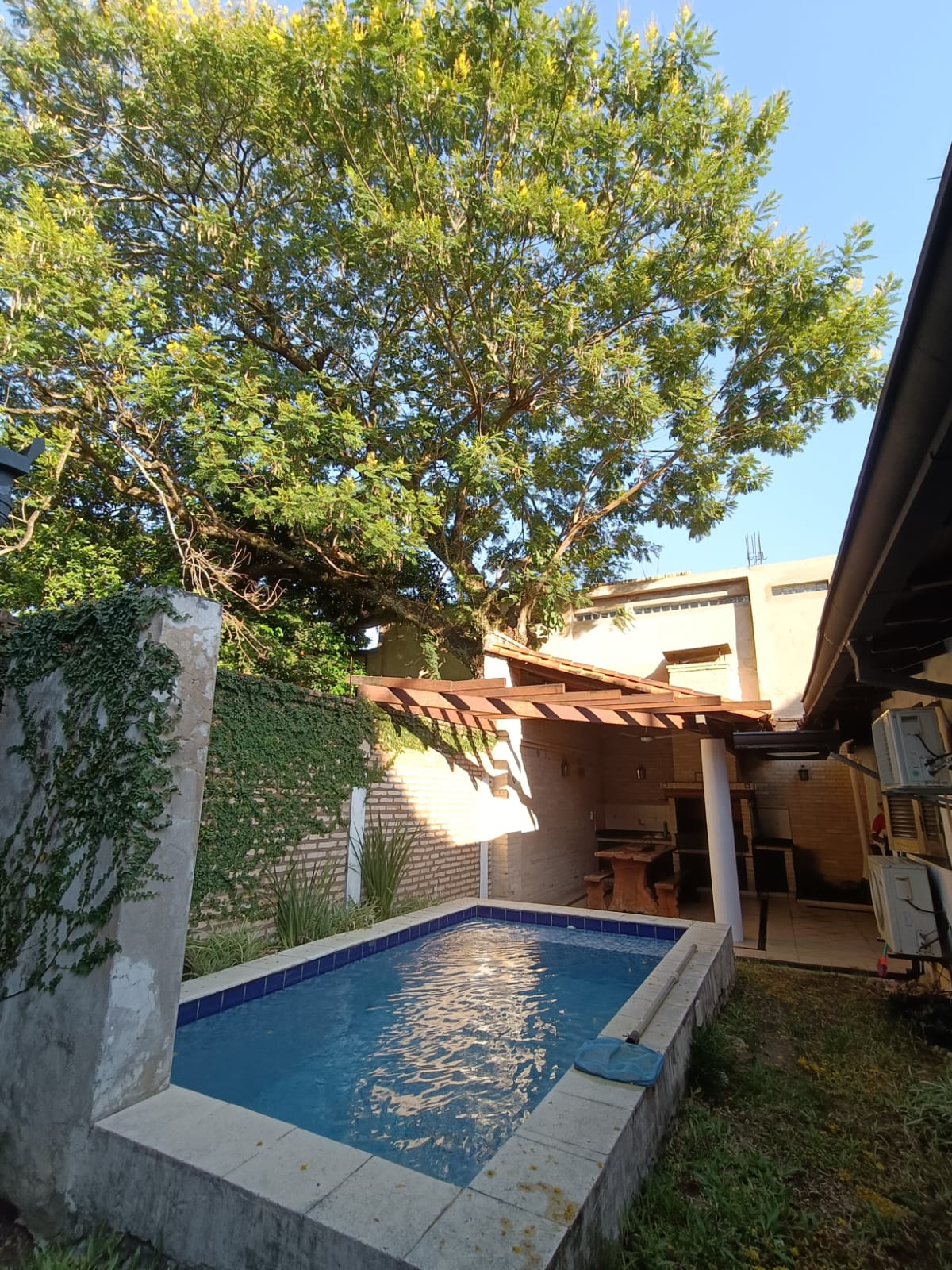 Vendo Casa de 270 m2 en San Bernardino Zona Céntrica-LHO5132043 — foto 3