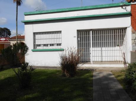 Muy Buena Ubicación!! Próxima A La Avenida Garzón!!