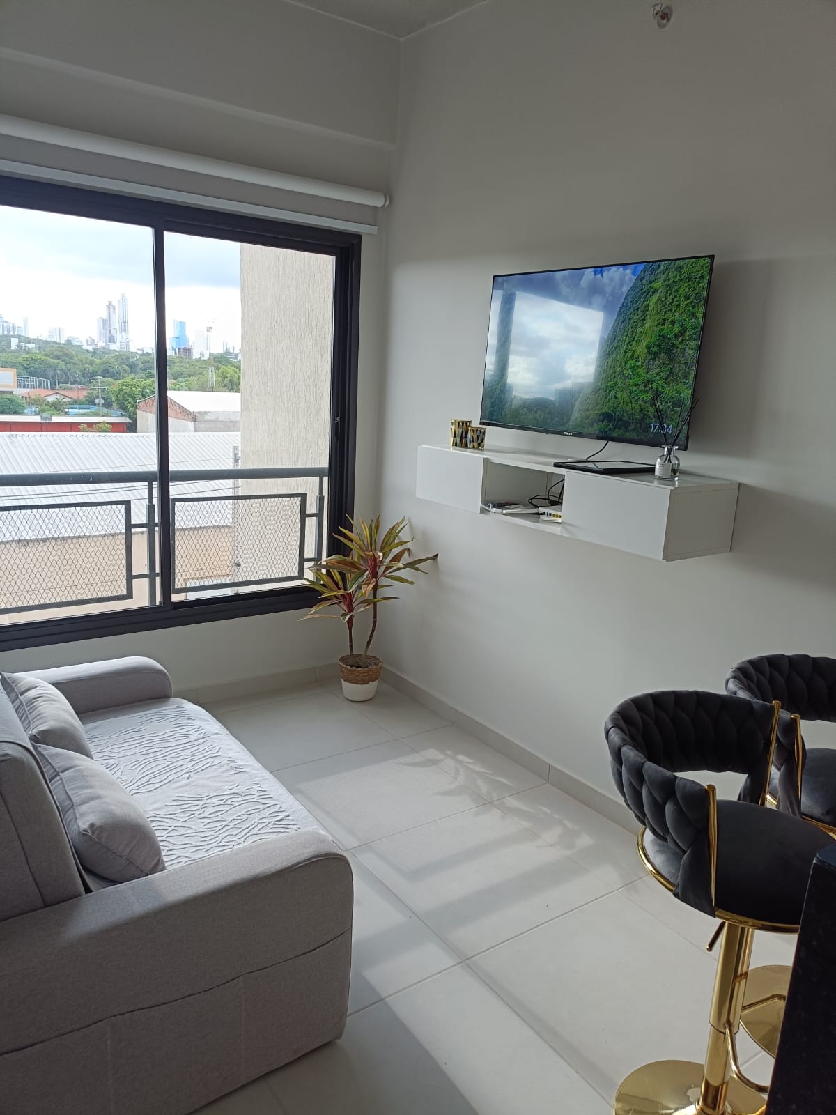 ALQUILO MONOAMBIENTE EN EDIFICIO ZUBA 10 – CAMPO GRANDE, LUQUE — foto 2