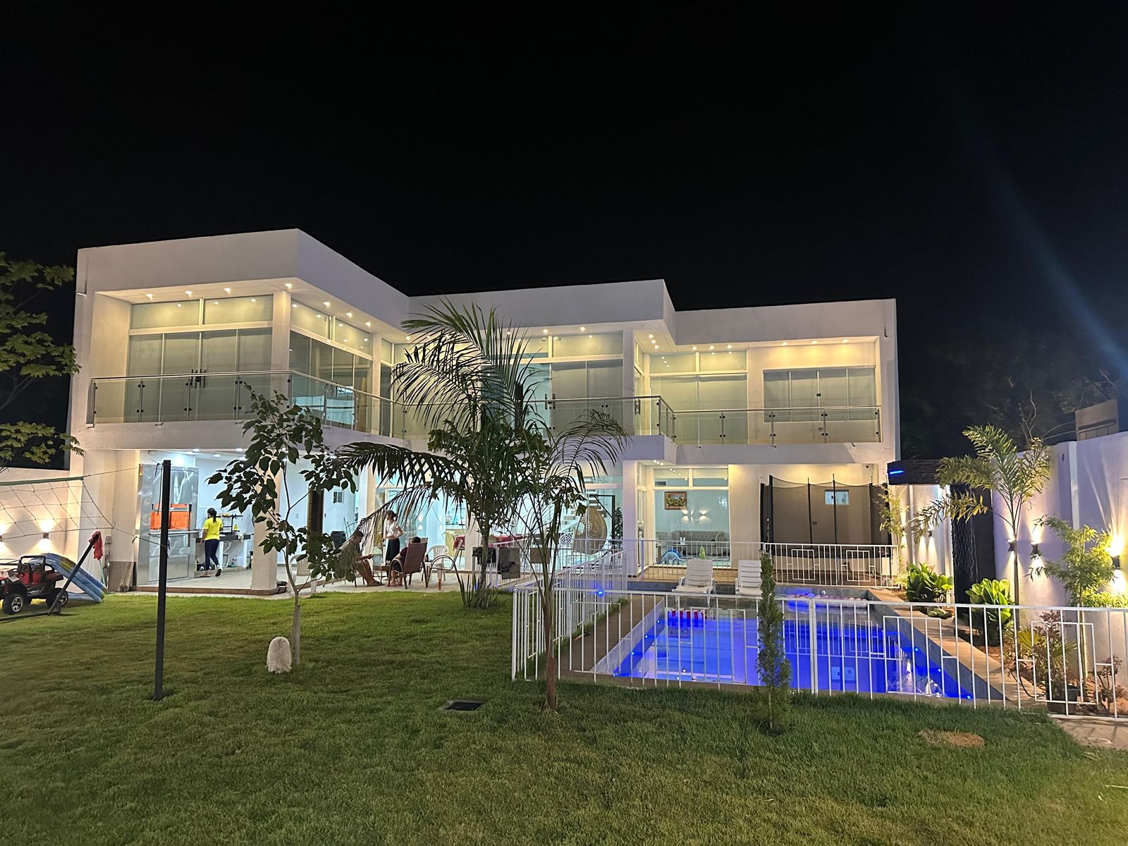 Casa Residencial en Alquiler Temporal – San Bernardino — foto 2