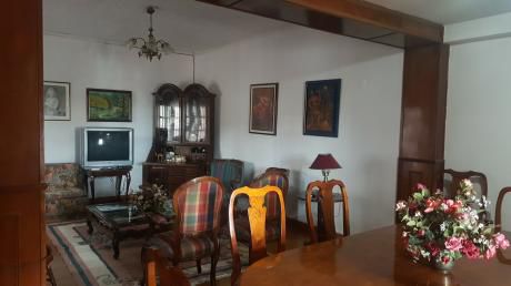 Alquilo Hermoso Departamento En El Centro De Encarnación Por Día