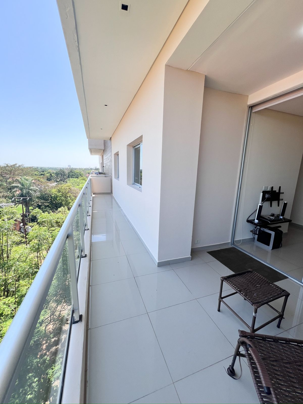 Alquilo departamento amoblado Zona Primer Presidente — foto 2
