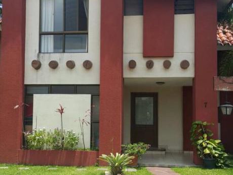 Inmobiliaria Ofrece: En Anticrético Con Opción A Venta
