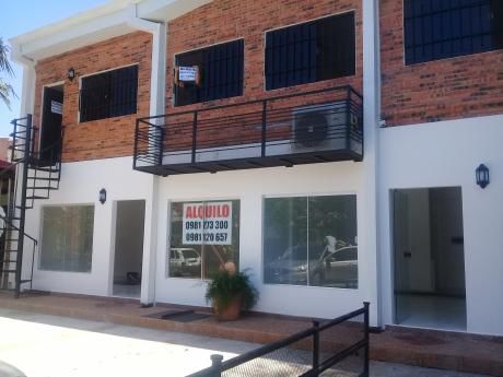 Alquilo Salón Comercial A Estrenar! 4.200.000 Gs