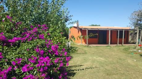 Vendo Casa Con 1000mts A 5" De Aeropuerto De Carrasco S/ruta 101
