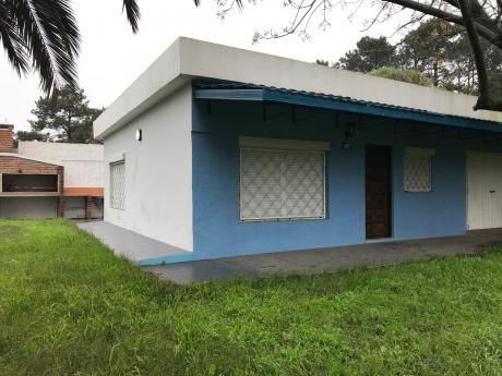 Excelente Casa Sobre Avenida