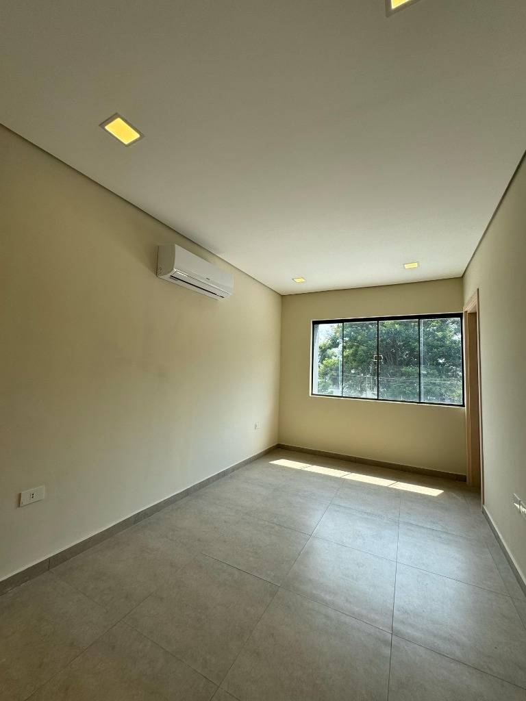 ALQUILO DUPLEX A ESTRENAR EN LUQUE- CUARTO BARRIO — foto 3