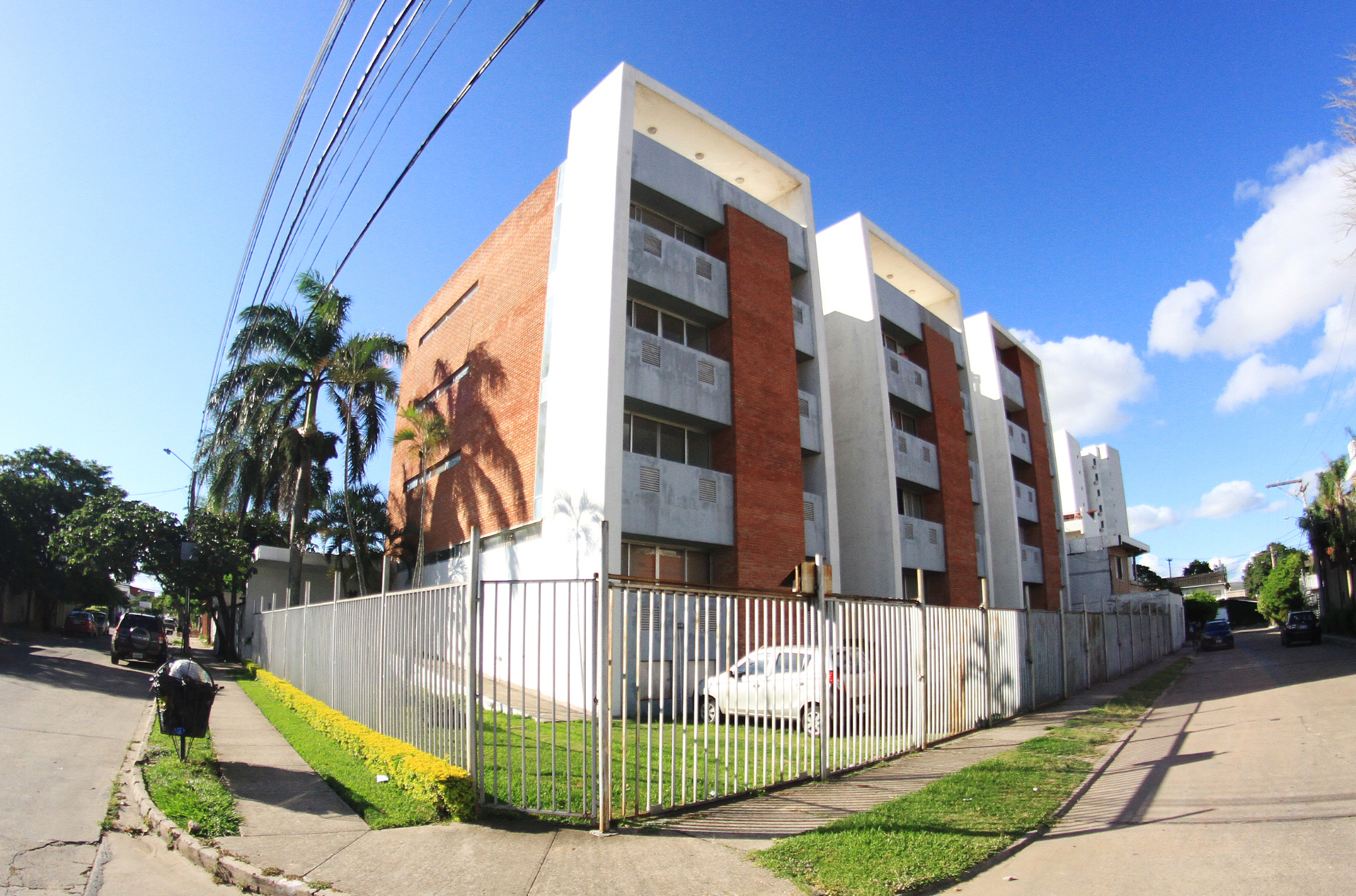 Depatamento En Venta, Edificio Kados