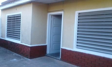 Alquiler De Casa 1 Dormitorio Cerrito 12500 Pesos