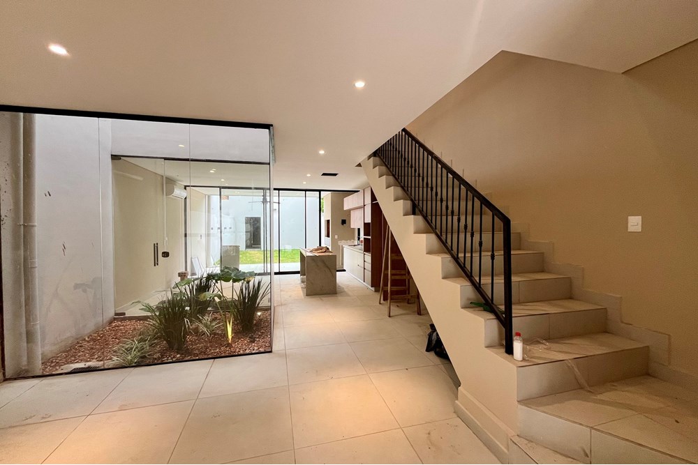 DÚPLEX EN ALQUILER - FERNANDO DE LA MORA — foto 2