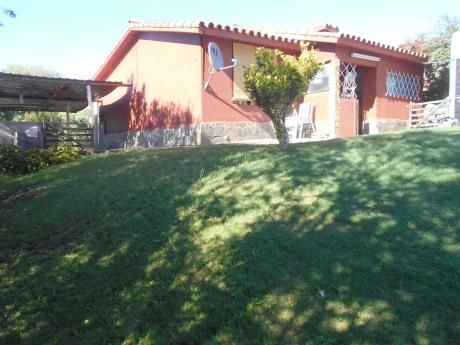 Chalet 2 Dormitorios En Buen Entorno Tranquilo. Venta Solymar O Permuta