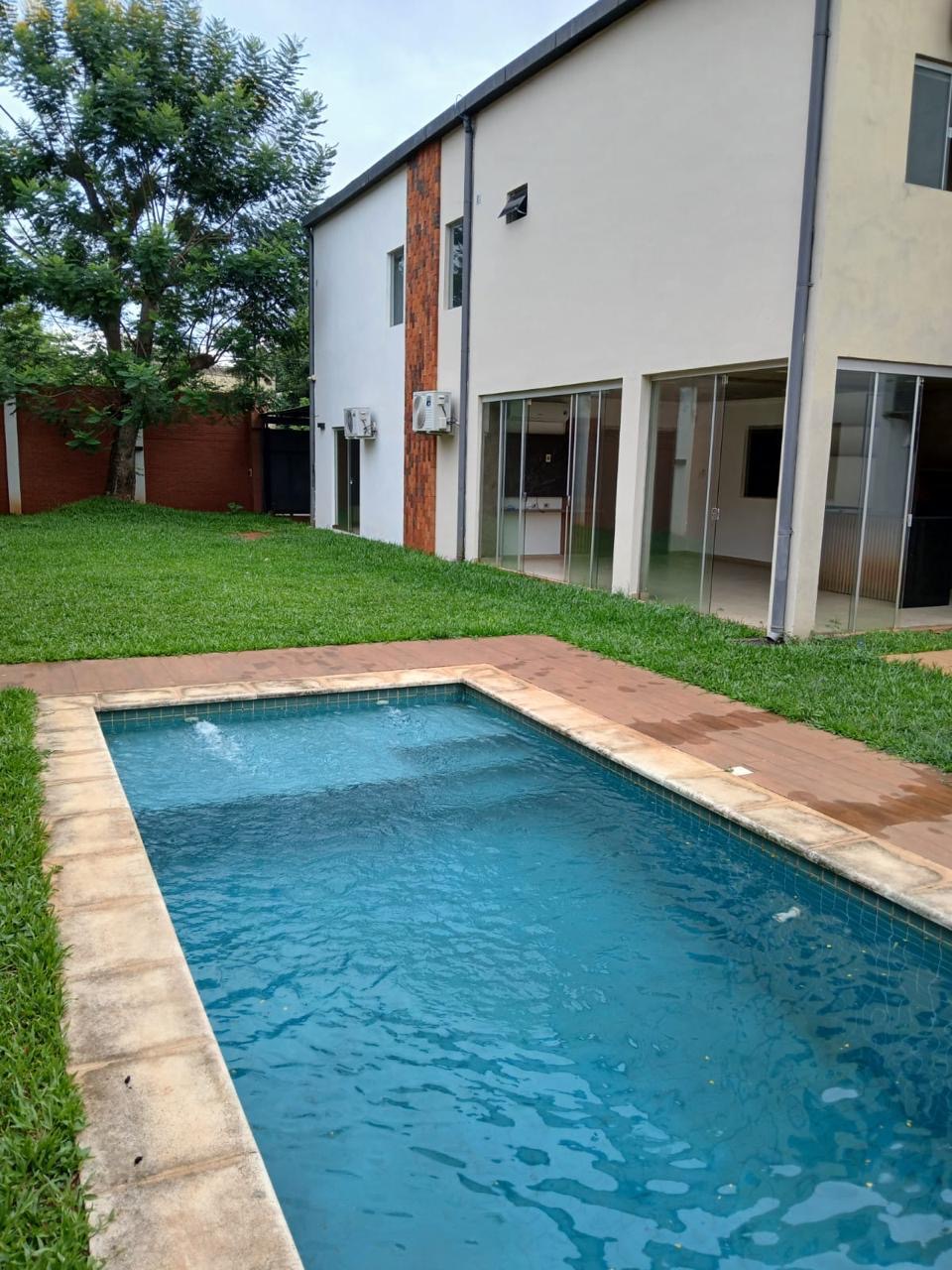 Alquilo Casa De 3 Dormitorios Zona Aeropuerto — foto 3