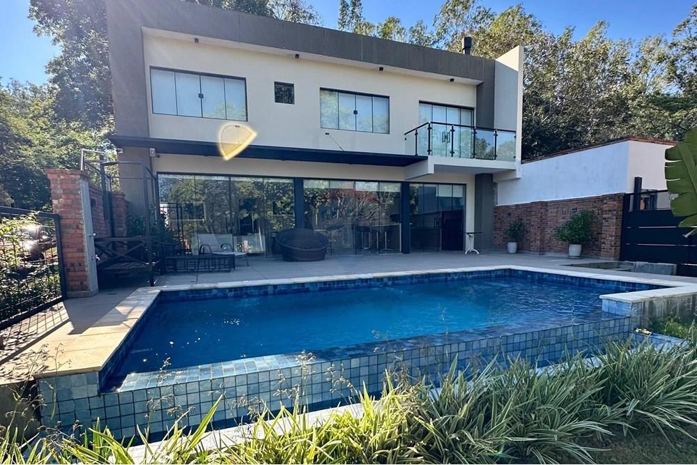 VENDO CASA EN SAN BERNARDINO — foto 2