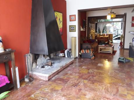 Importante Padrón Centro Casa Más Apto Resta Bhu.